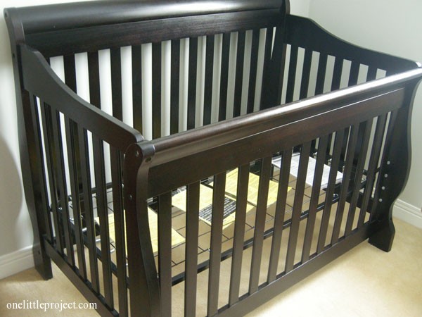 baby crib mattress metal frame