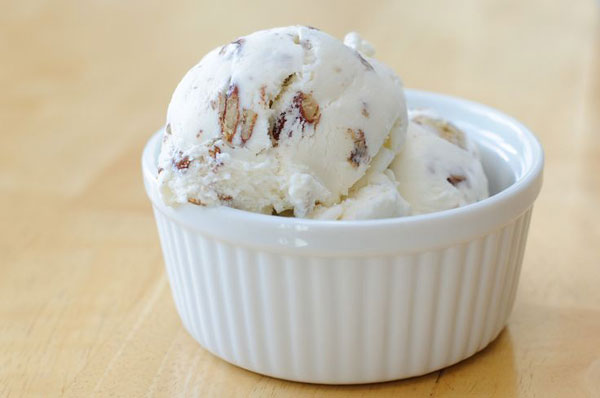 50+ Best Ice Cream Recipes - Butter Pecan Ice Cream