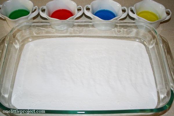 toddler activity paint baking soda with vinegar