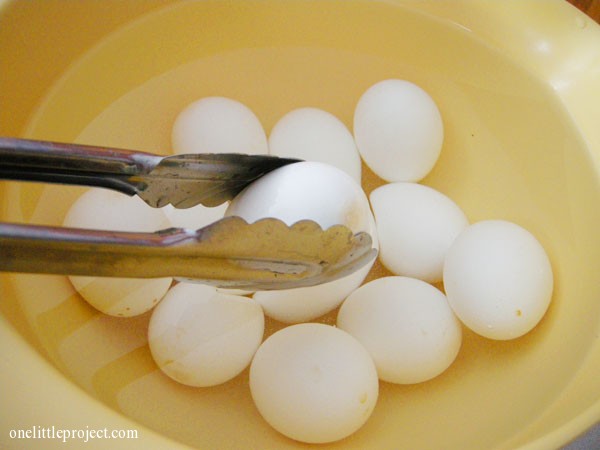 baked hard boiled eggs in cold water