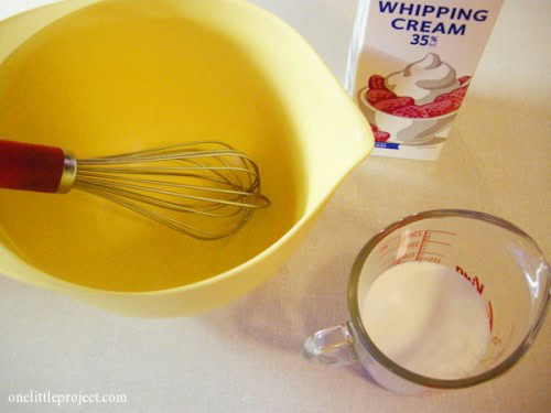 How to make whipped cream, by hand and with a hand mixer
