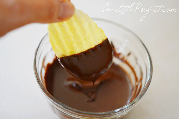 Chocolate dipped potato chips - Melt chocolate, dip, sprinkle and you are done!  Check out the full tutorial here.