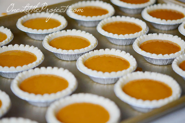 Mini Pumpkin Pies Recipe! These are so easy and you might actually have room to try more than one dessert! Such a great idea!