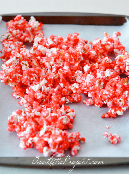 Cinnamon Heart Popcorn - This recipe is quick, easy and delicious. What a fun way to use up extra cinnamon hearts!