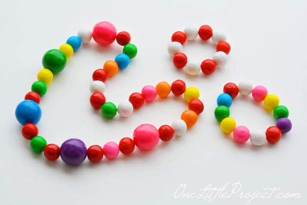 DIY Edible Gumball Necklace. Kids would love these! So neat that they look like real beads!