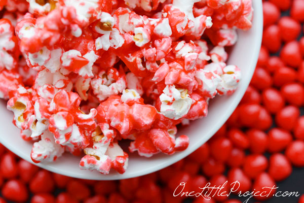 Cinnamon Heart Popcorn - This recipe is quick, easy and delicious. What a fun way to use up extra cinnamon hearts!