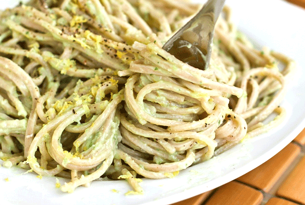15 Meatless Meals Your Whole Family Will Love - Avocado Pasta