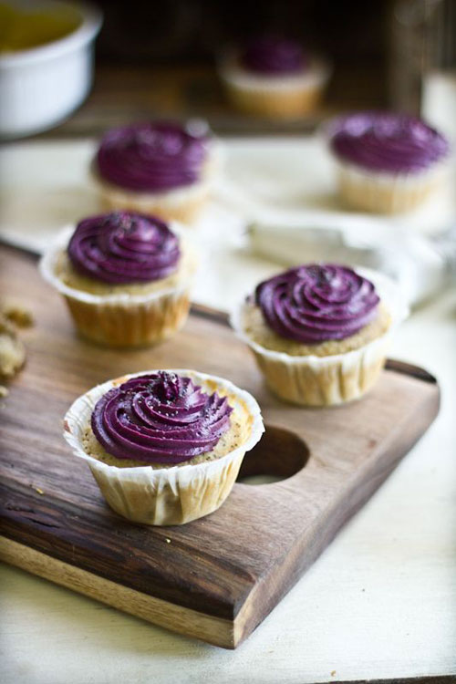 50+ Best Recipes for Fresh Blueberries - Blueberry Cream Cheese Frosting