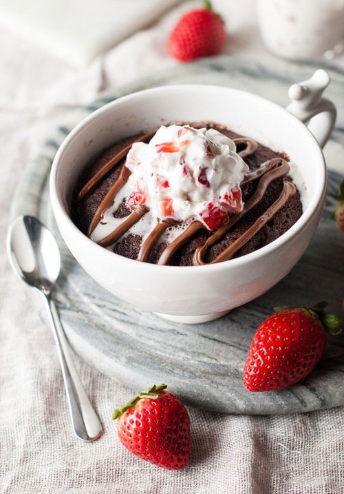 50+ Best Recipes for Fresh Strawberries - Dark Chocolate Nutella Mug Cake with Strawberries