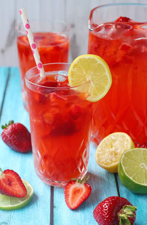 50+ Best Recipes for Fresh Strawberries - Fresh Strawberry Lemonade