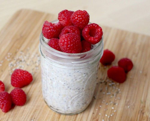 50+ Best Recipes for Fresh Raspberries - Overnight Oats with Raspberry and Chia Seeds