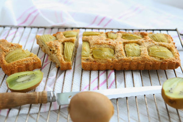 50+ Best Kiwi Recipes - Kiwi and Almond Crustless Tart
