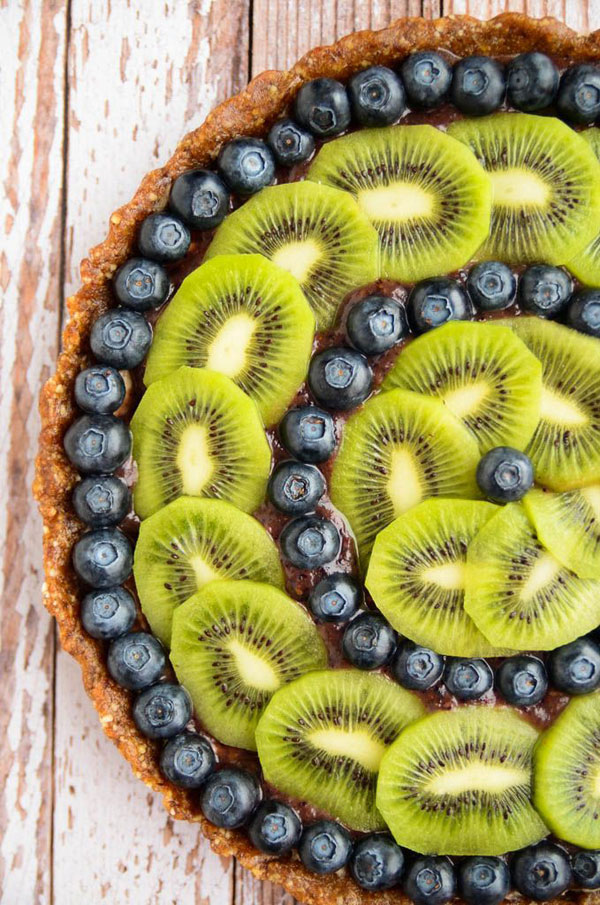 50+ Best Kiwi Recipes - Raw Kiwi Blueberry Tart