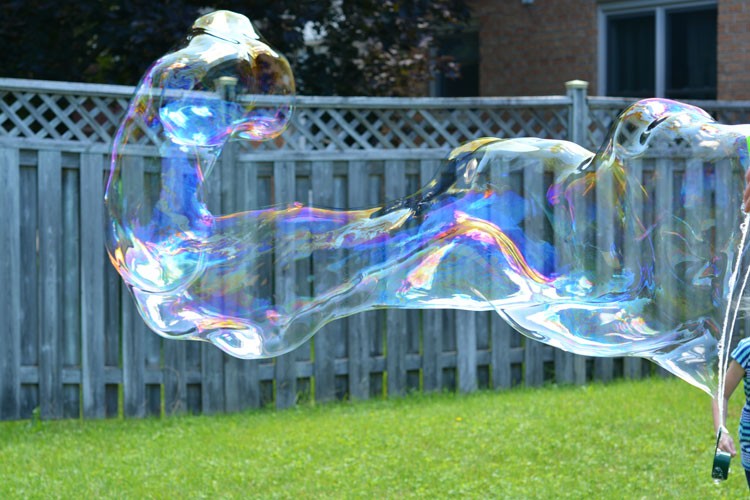 How to make big bubbles