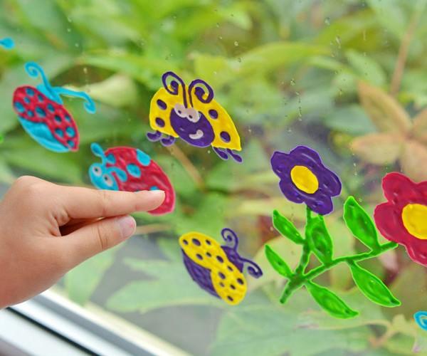 DIY Ladybug Window Clings
