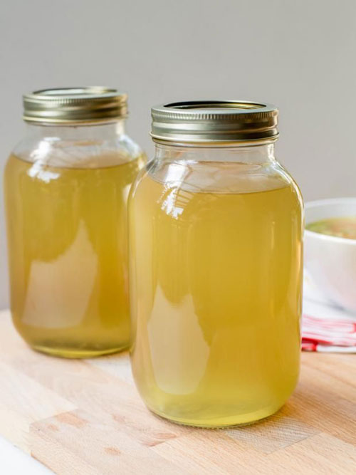 30+ MORE Foods You Can Make Yourself - Homemade Chicken Broth