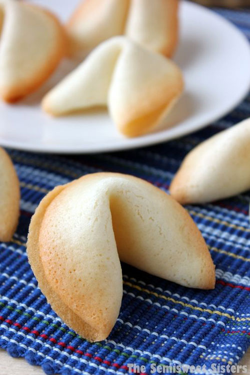 30+ MORE Foods You Can Make Yourself - Homemade Fortune Cookie