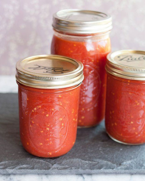 30+ MORE Foods You Can Make Yourself - Homemade Tomato Sauce