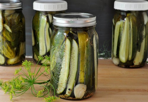 30+ MORE Foods You Can Make Yourself - Refrigerator Garlic Dill Pickles