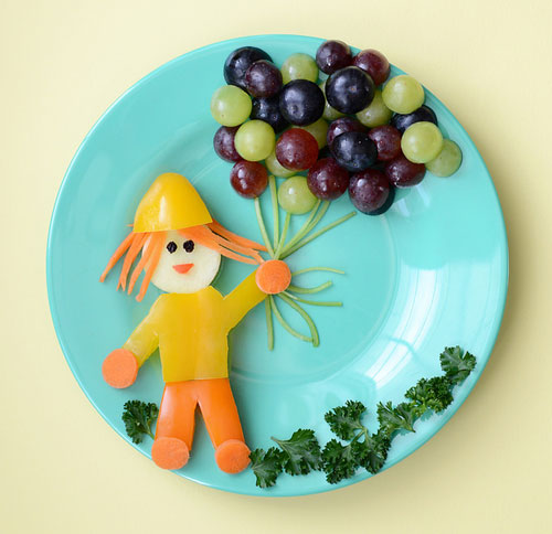 50+ Kids Food Art Lunches - A Little Girl With Balloons