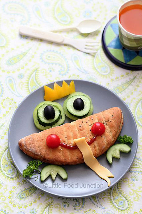 50+ Kids Food Art Lunches - Frog Prince