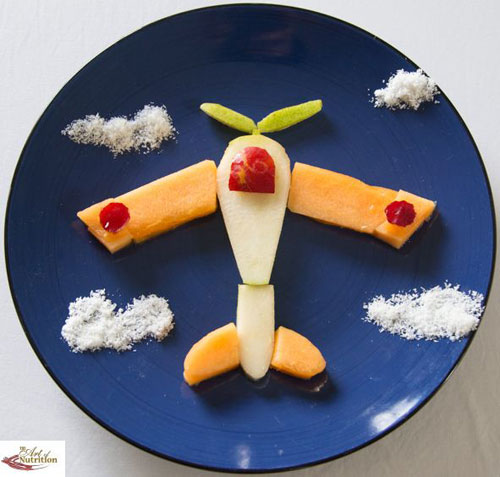 50+ Kids Food Art Lunches - Propeller Plane