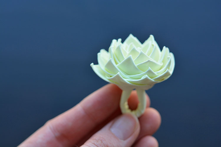 This duct tape flower ring was so easy to make and it's ADORABLE! It only takes about 20 minutes to make and it actually glows in the dark! So fun!