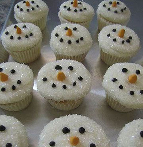 30+ Easy Christmas Cupcake Ideas - Snowman Cupcakes