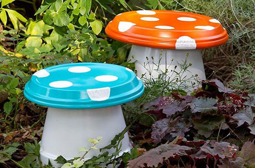 20 Best DIY Garden Crafts - DIY Garden Mushrooms