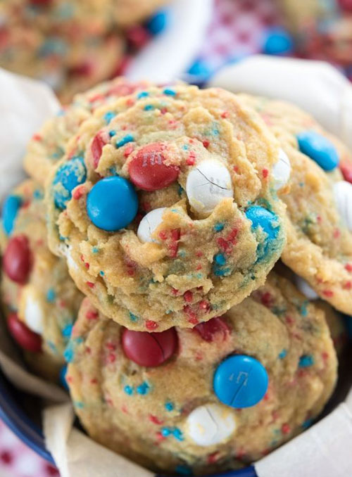 50+ Best 4th of July Desserts - Fireworks Pudding Cookies