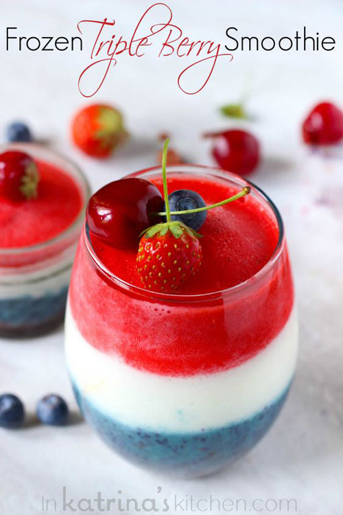 50+ Best 4th of July Desserts - Triple Berry Frozen Smoothie