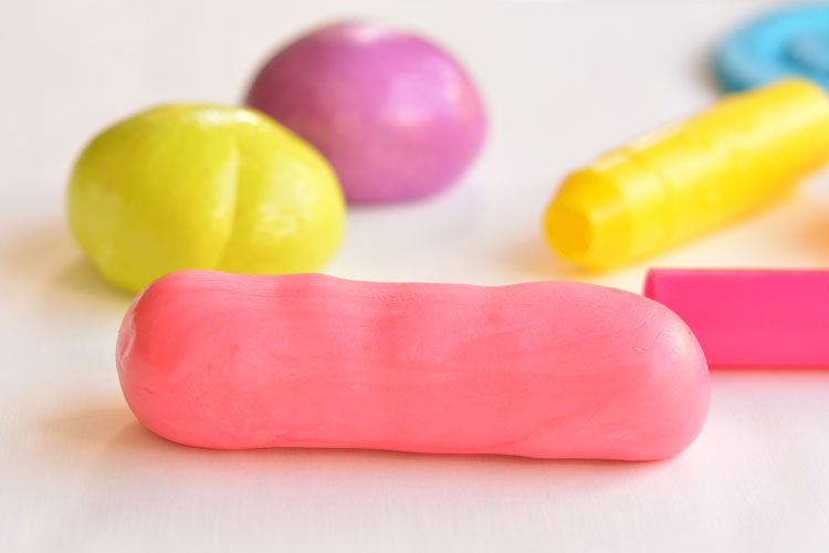 This marshmallow play dough is SO MUCH FUN and it has to be the easiest play dough recipe we've ever made! And best of all, it's completely safe to eat!