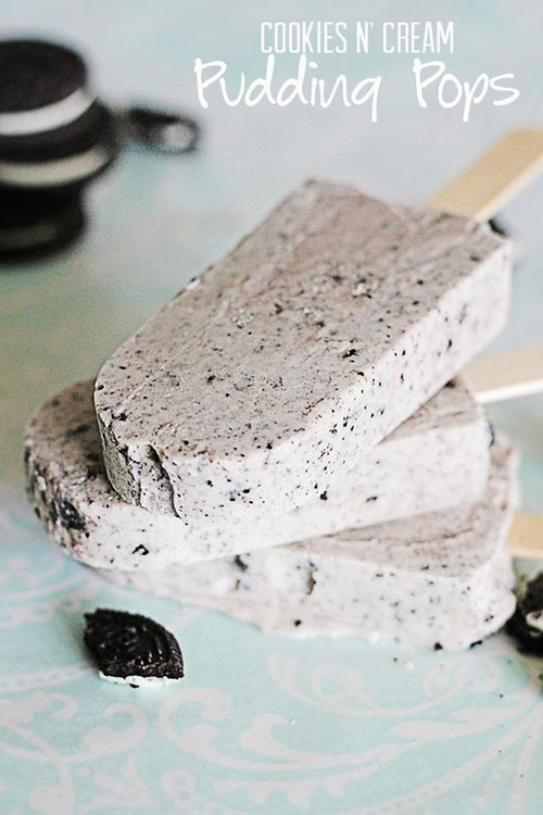 25 Best Homemade Popsicle Recipes - Oreo Cookies and Cream Pudding Pops