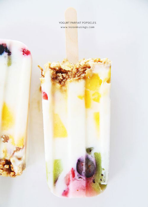 25 Best Homemade Popsicle Recipes - Yogurt Parfait Popsicles