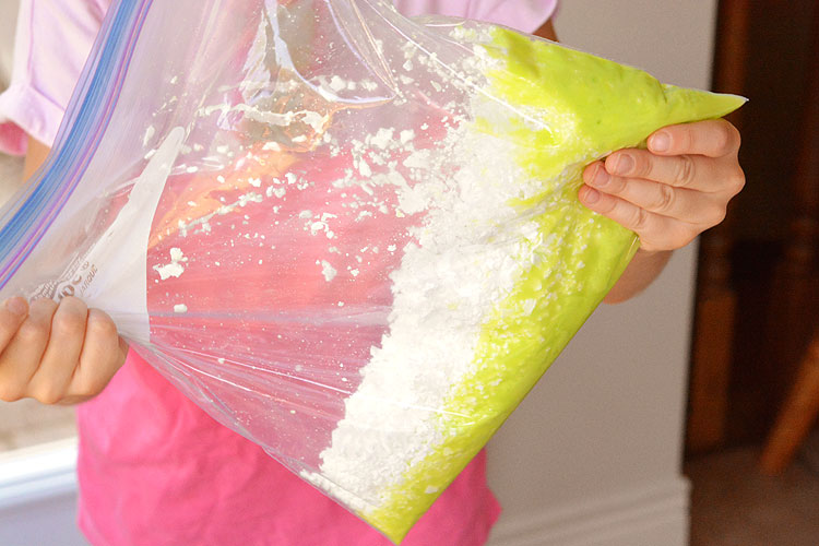 This DIY floam was soooo much fun! And it's made from styrofoam cups! It has a soft and squishy foam like texture and it's completely moldable. So cool!