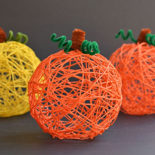 How to Make Yarn Pumpkins