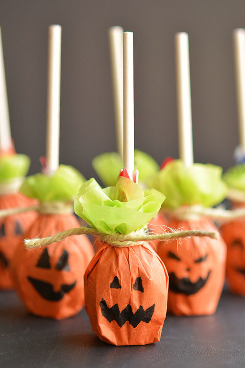 Easy Halloween Crafts - Pumpkin Lolly Pops