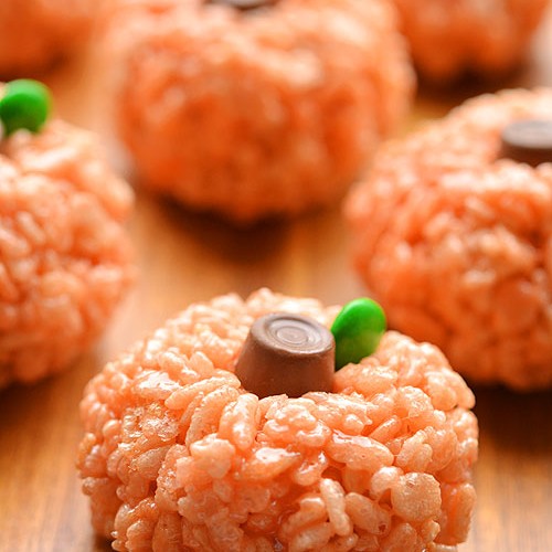 Rice Krispie Treat Pumpkins | An Easy Halloween Treat Idea