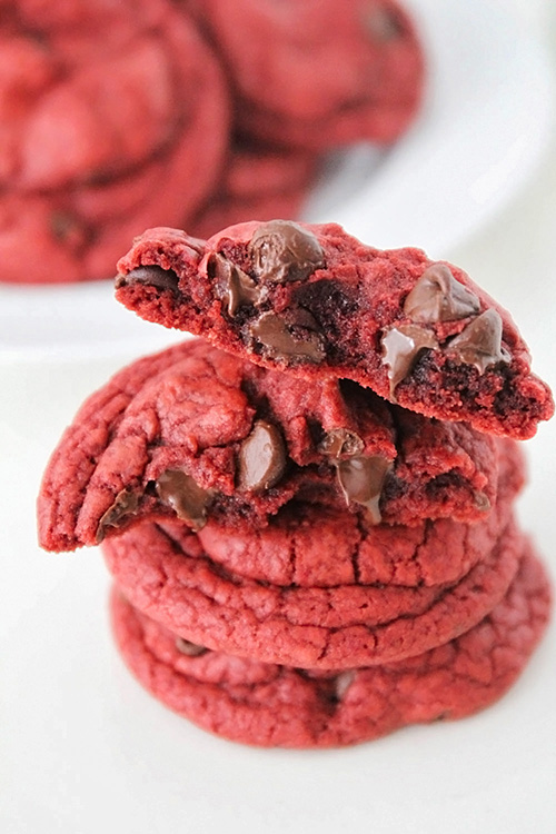 These gorgeous and decadent red velvet chocolate chip cookies are so simple and easy to make! The perfect treat for any chocolate lover!