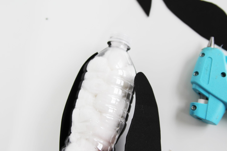 These water bottle penguins are super cute and easy to make. It's the perfect winter kids activity for a cold day!