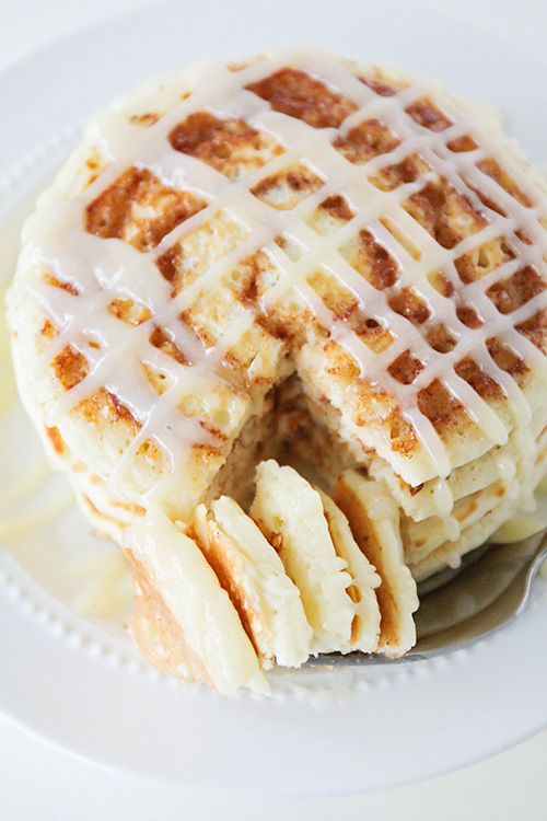 These cinnamon roll pancakes taste just like a cinnamon roll, and are topped with a to-die-for cream cheese glaze. So delicious and easy to make too!