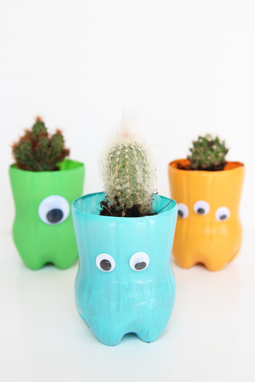 These plastic bottle planters are seriously SO CUTE and only require a handful of materials. They are perfect for a cactus or succulent!