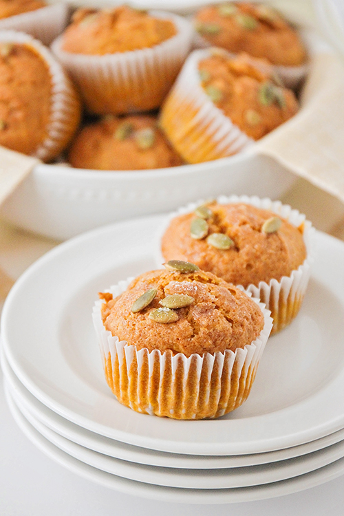 These light and tender pumpkin spice muffins are amazingly delicious! They're so easy to make - the perfect fall breakfast!