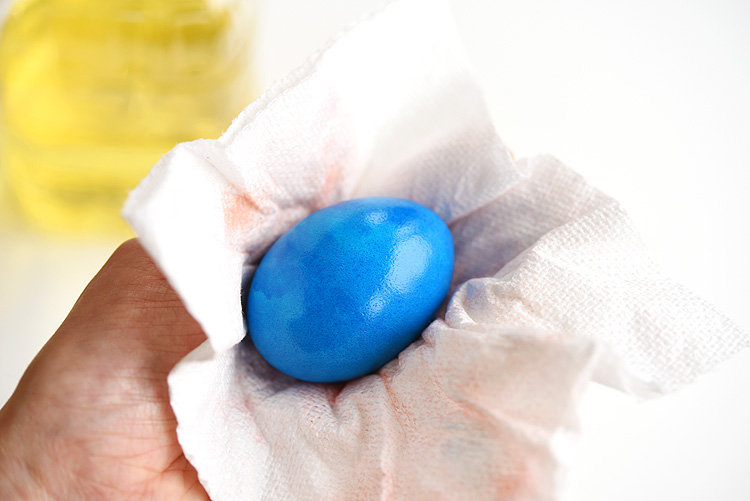 How to Dye Easter Eggs | MrFood.com