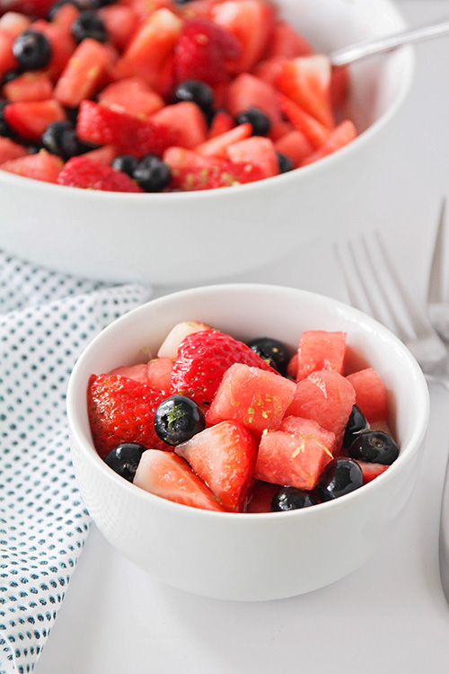This watermelon berry salad is so sweet and refreshing, and perfect for summer picnics and potlucks! It takes just a few minutes to make, and tastes totally amazing!