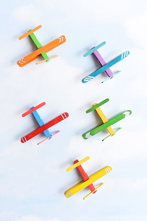 Summer Crafts for Preschoolers – Clothespin Airplanes