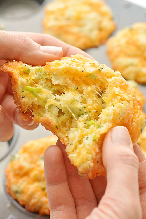 These broccoli cheddar muffins are SO GOOD and so simple to make! Loaded with healthy ingredients they're really filling, and so delicious! Eat these healthy muffins for lunch with your favouite soup, or on their own as an afternoon snack or even a filling breakfast on the go. With hidden broccoli and lots of cheese they're great for picky eaters and toddlers!