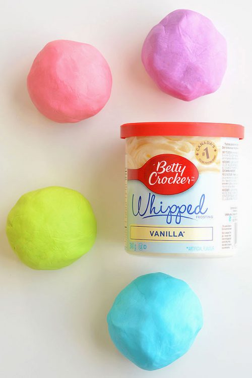 Summer Crafts for Preschoolers - Edible Frosting Play Dough