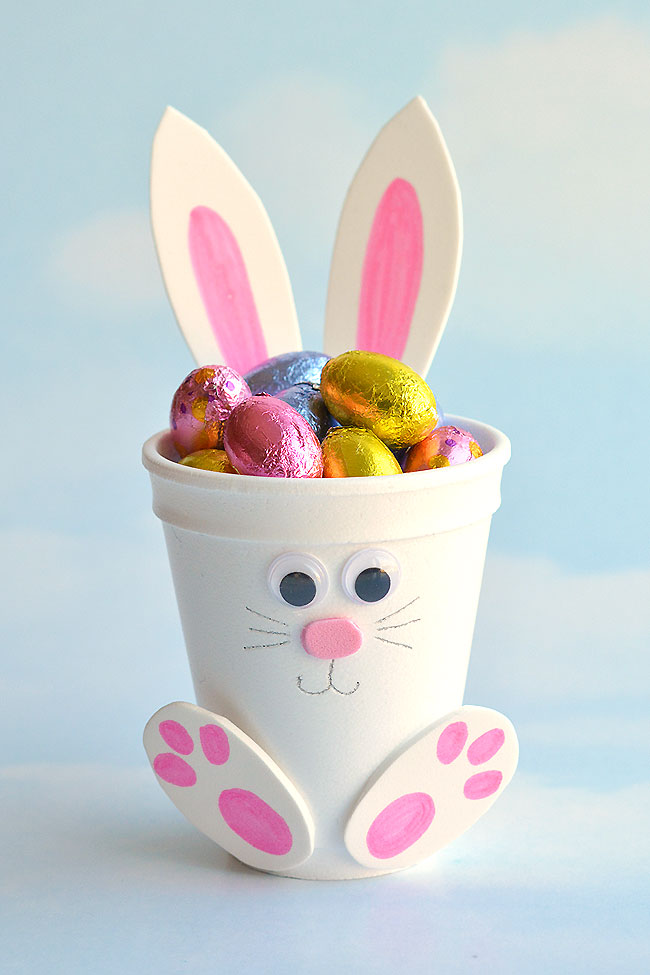 These foam cup bunnies are SO CUTE! I love how easy they are to make with simple craft supplies! Fill them with candy, chocolate eggs, pencil crayons, or even small toys. They take less than 10 minutes and make an awesome Easter treat idea! Make them as a decoration for the Easter table, or give them away as small Easter gifts. This is such a fun Easter craft for kids!