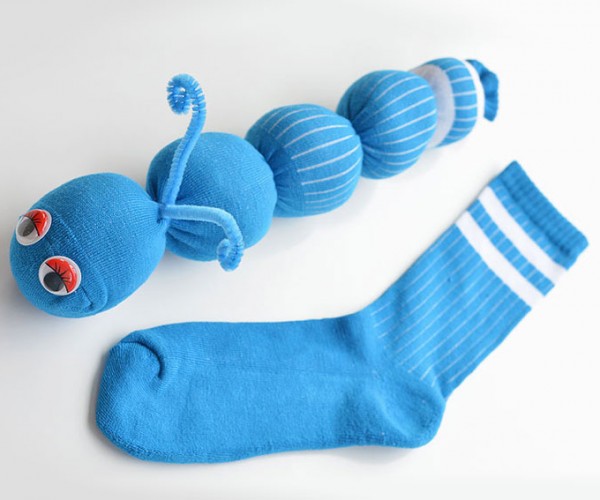 How to Make No-Sew Sock Worms